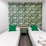 Perfect For Groups And Families, Suitable For Six In Bilbao