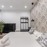 Perfect For Groups And Families, Suitable For Six In Apartman Bilbao