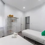 Perfect For Groups And Families, Suitable For Six In * Bilbao
