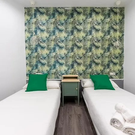 Perfect For Groups And Families, Suitable For Six In Bilbao