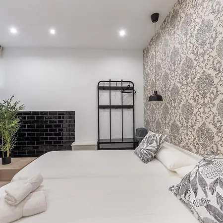 Perfect For Groups And Families, Suitable For Six In Apartman Bilbao
